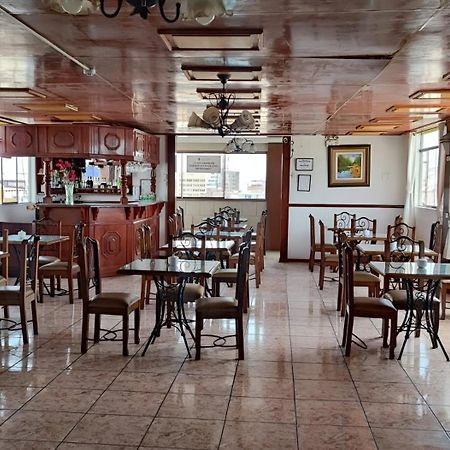 Recreo Hotel Trujillo Exterior photo
