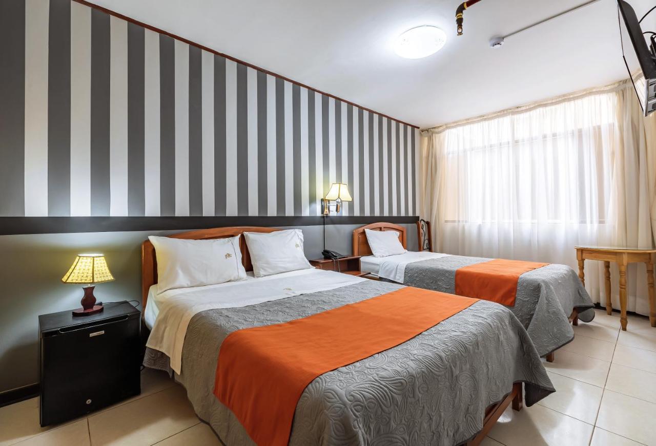 Recreo Hotel Trujillo Exterior photo