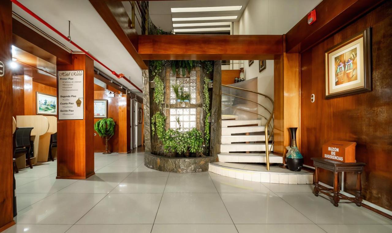 Recreo Hotel Trujillo Exterior photo