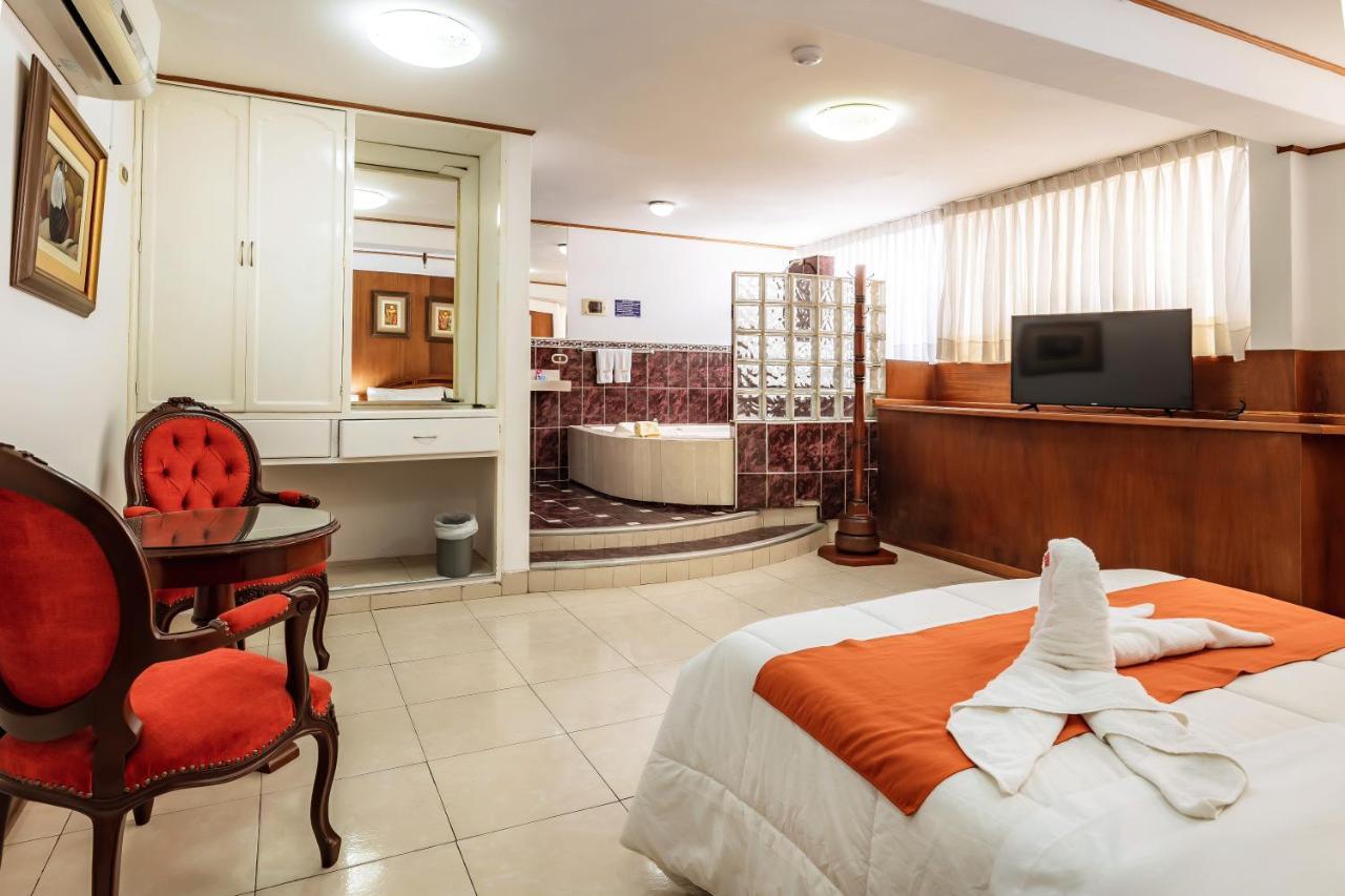 Recreo Hotel Trujillo Exterior photo