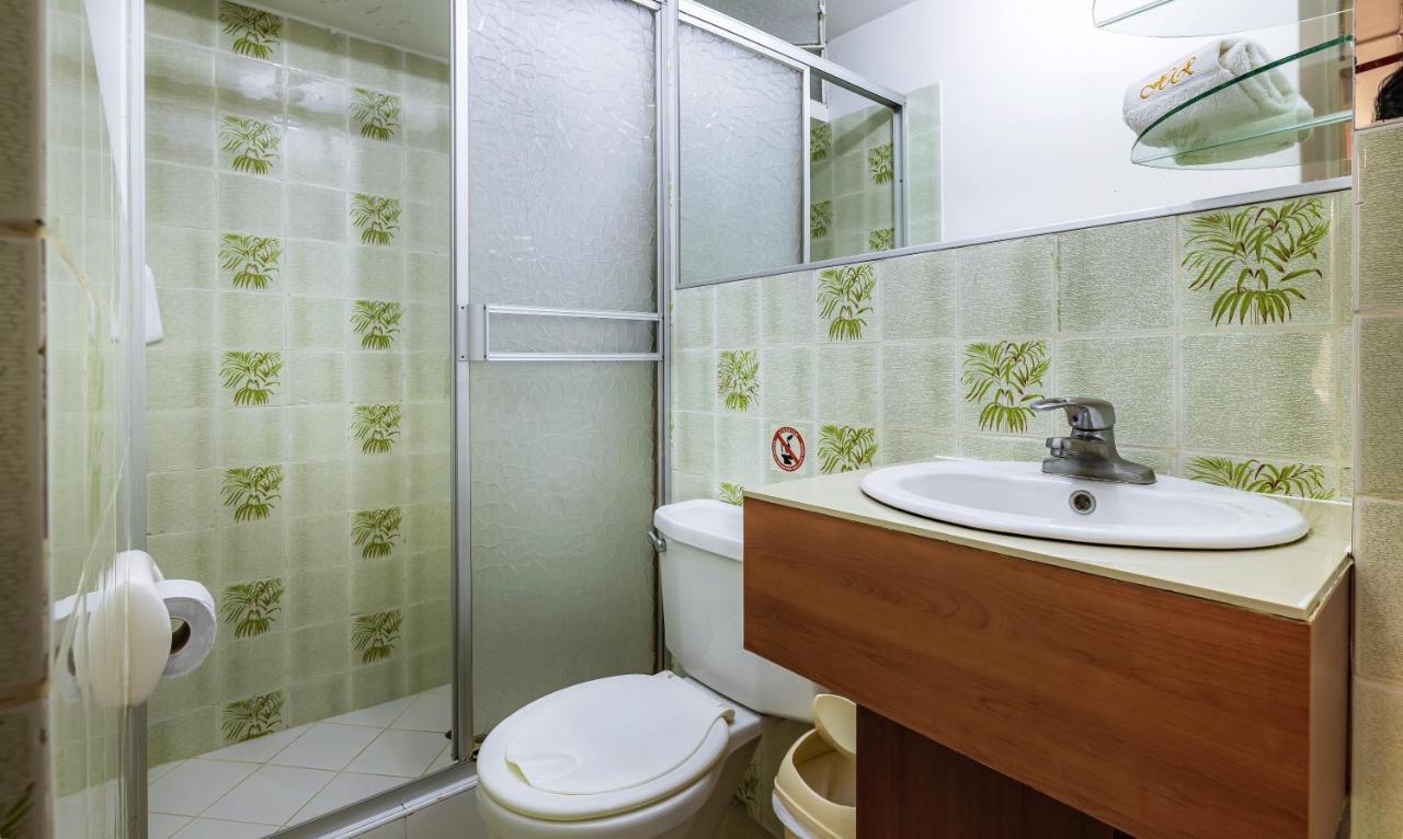 Recreo Hotel Trujillo Exterior photo