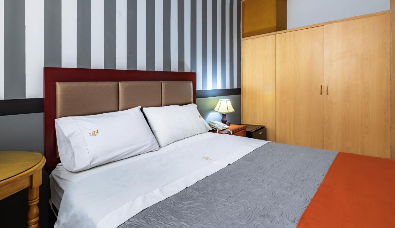 Recreo Hotel Trujillo Exterior photo