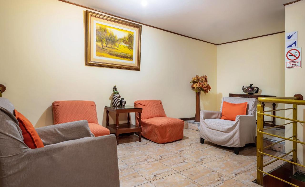 Recreo Hotel Trujillo Exterior photo