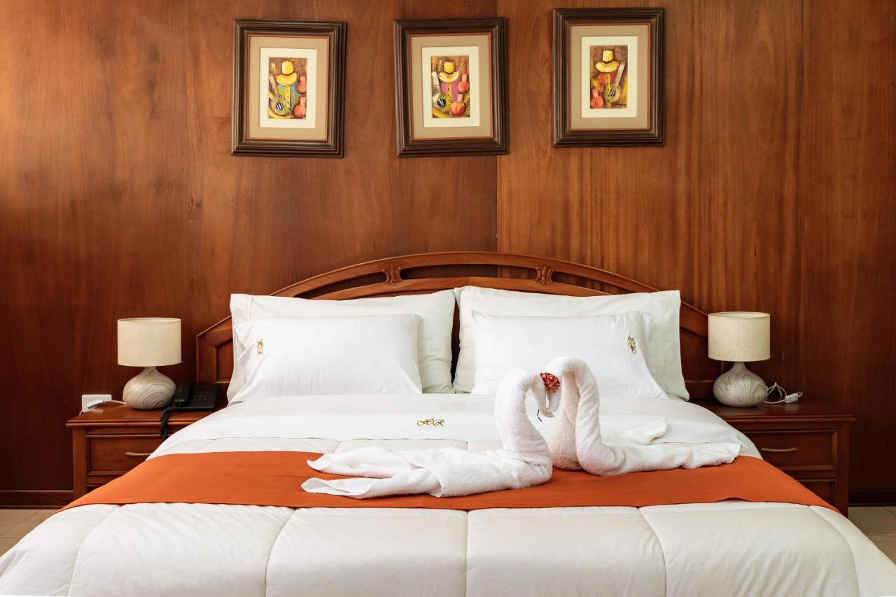 Recreo Hotel Trujillo Exterior photo