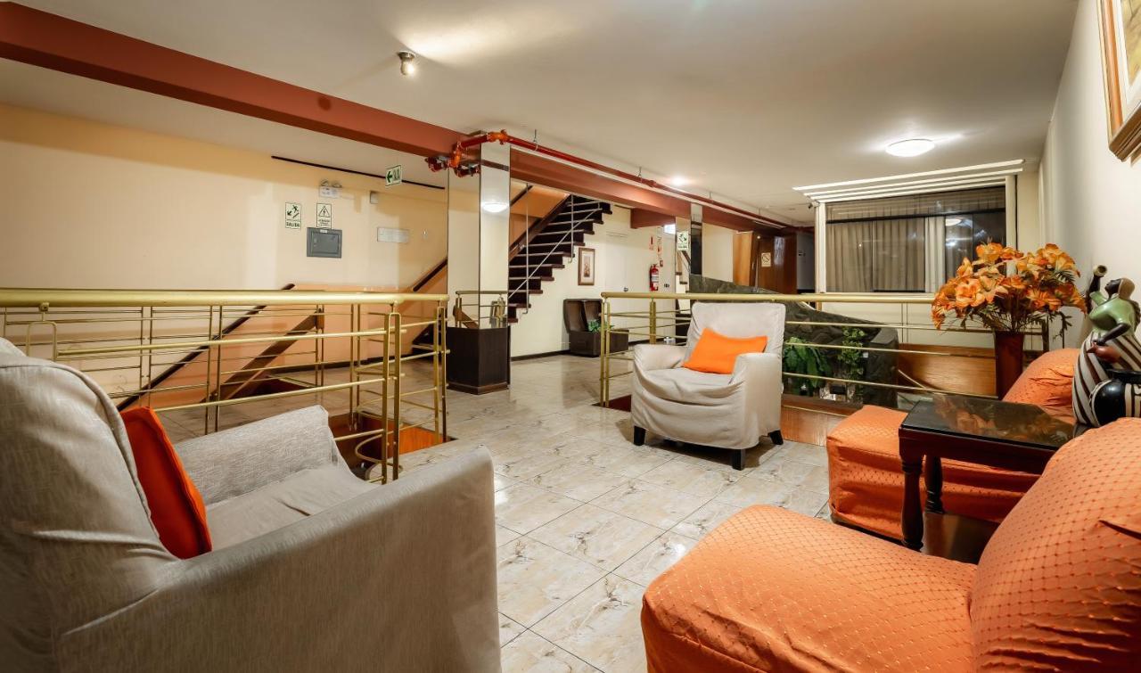 Recreo Hotel Trujillo Exterior photo