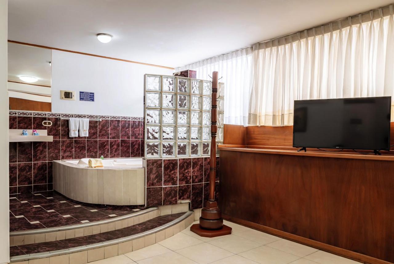 Recreo Hotel Trujillo Exterior photo