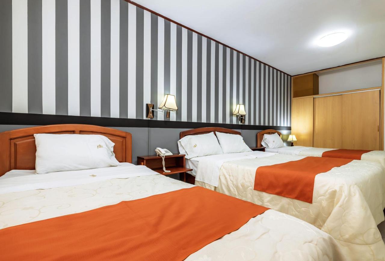Recreo Hotel Trujillo Exterior photo